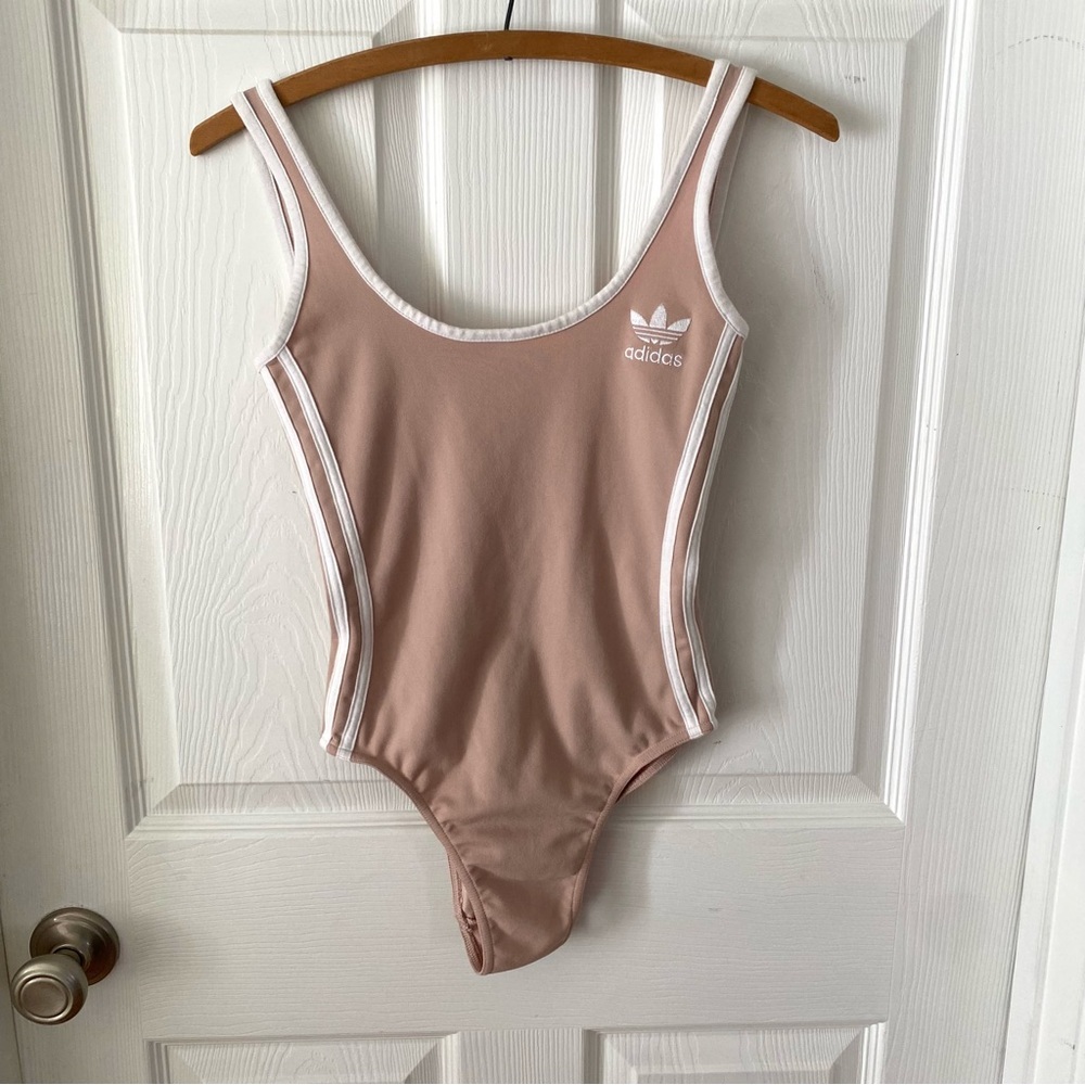 Adidas adicolor Scoop-Back Sleeveless Bodysuit Nude Beige / White XS
